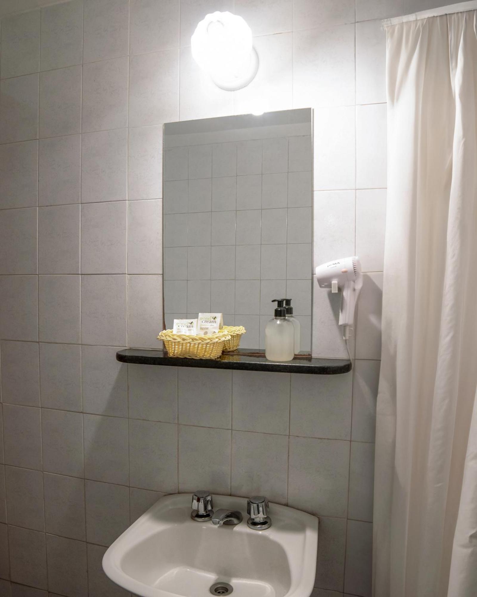 Hotel Turismo San Martín de los Andes Екстериор снимка