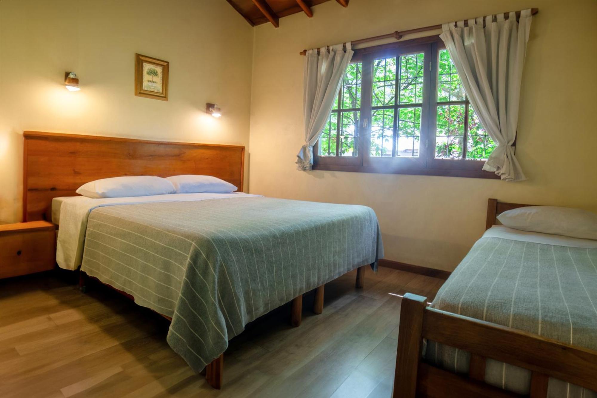 Hotel Turismo San Martín de los Andes Екстериор снимка